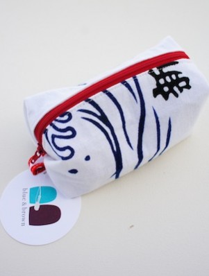 pouch1